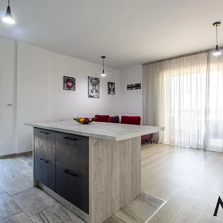 Mohost Two - Luxe Retreat With Mountain Views Apartamento Braşov